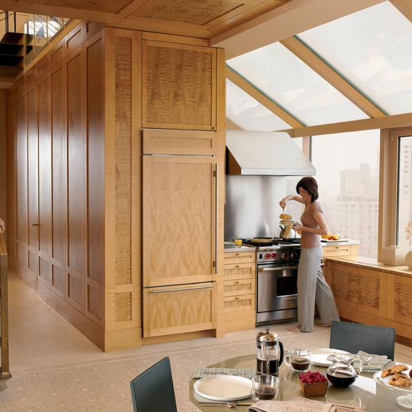 SubZero BI30U ENERGY STAR® 16.8 Cu. Ft. Bottom Freezer Refrigerator